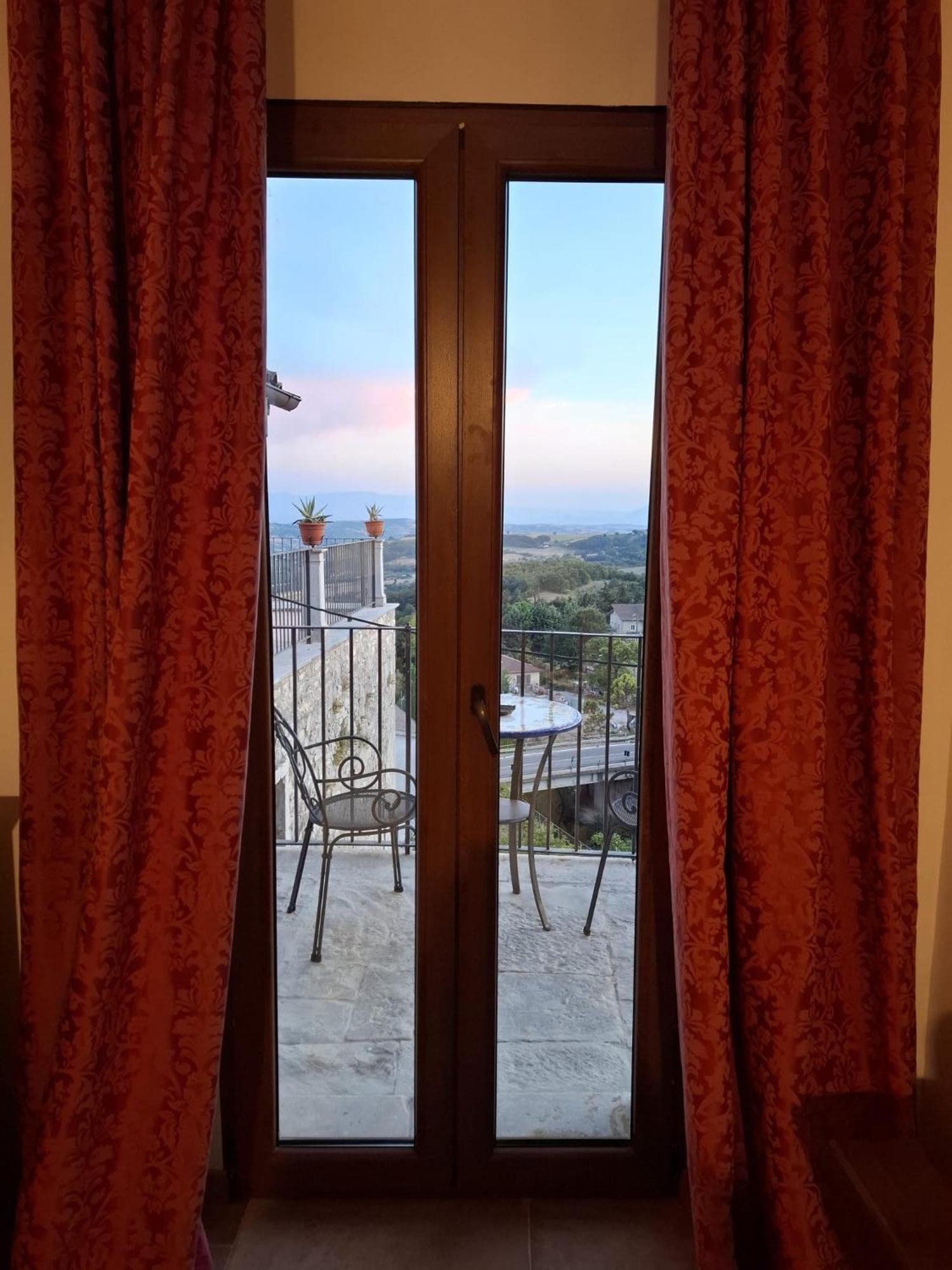 Bed and Breakfast L'Antica Loggia San Marco dei Cavoti Habitación foto